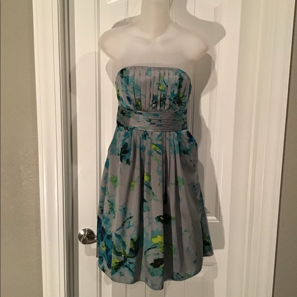 Cocktail Dress - Picture 3 of 5